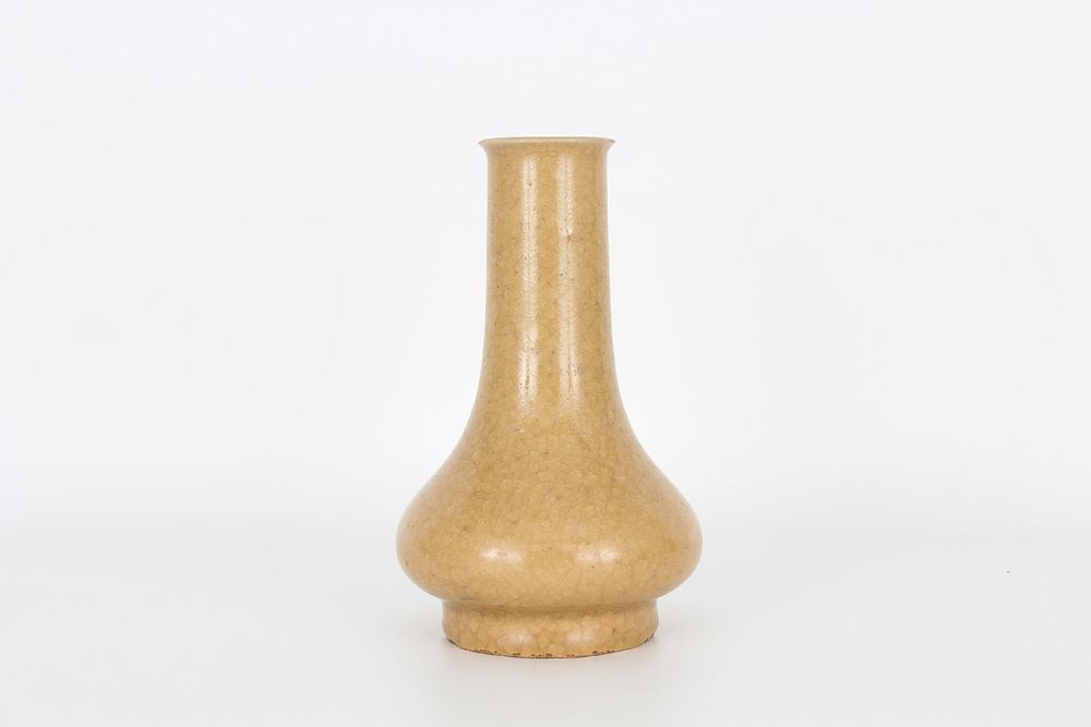 Appraisal: Chinese Song Longquan Yellow-Glazed Mallet Vase A Chinese Song Dynasty