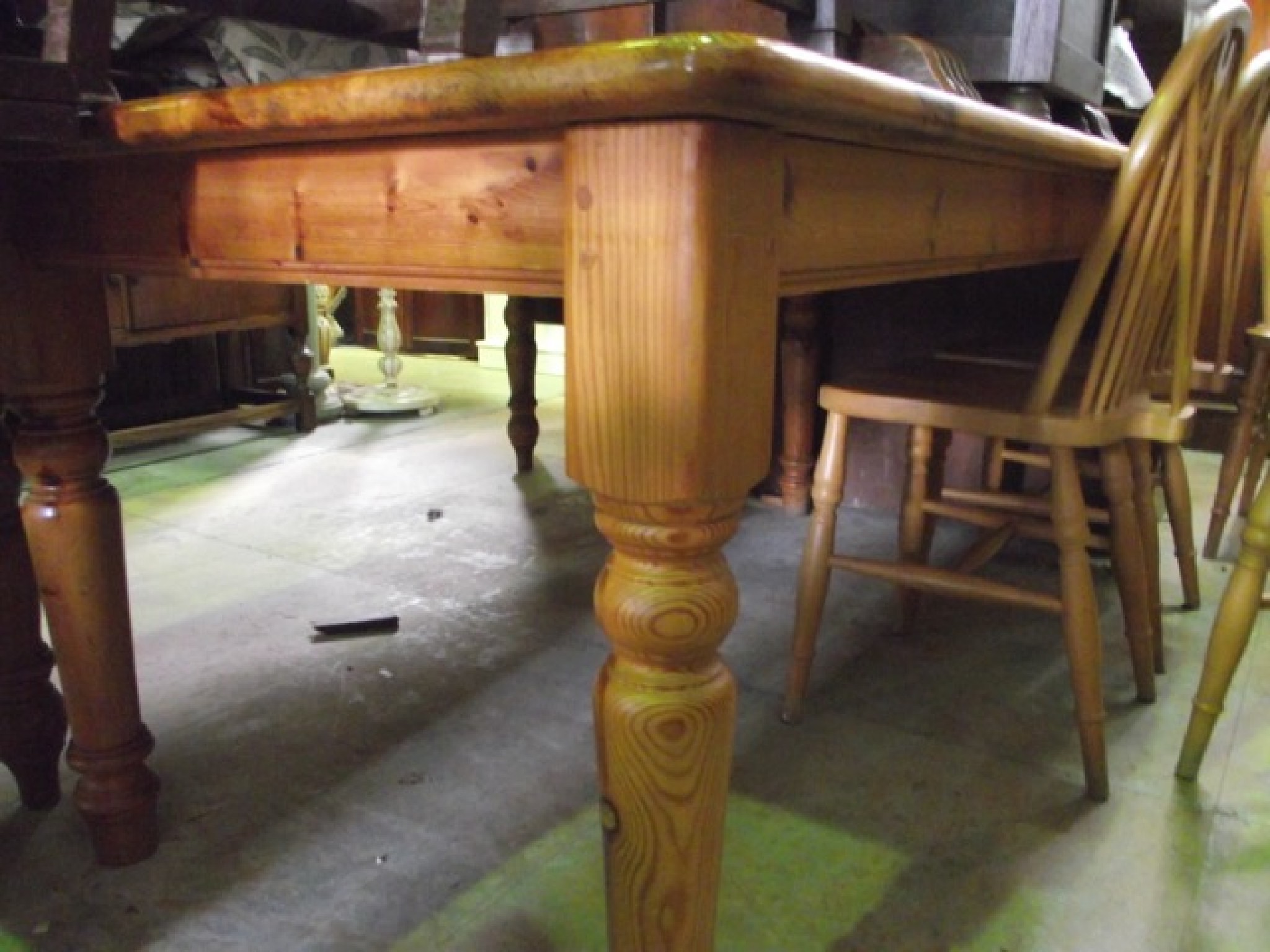 Appraisal: A Victorian style stripped pine farmhouse kitchen table of rectangular