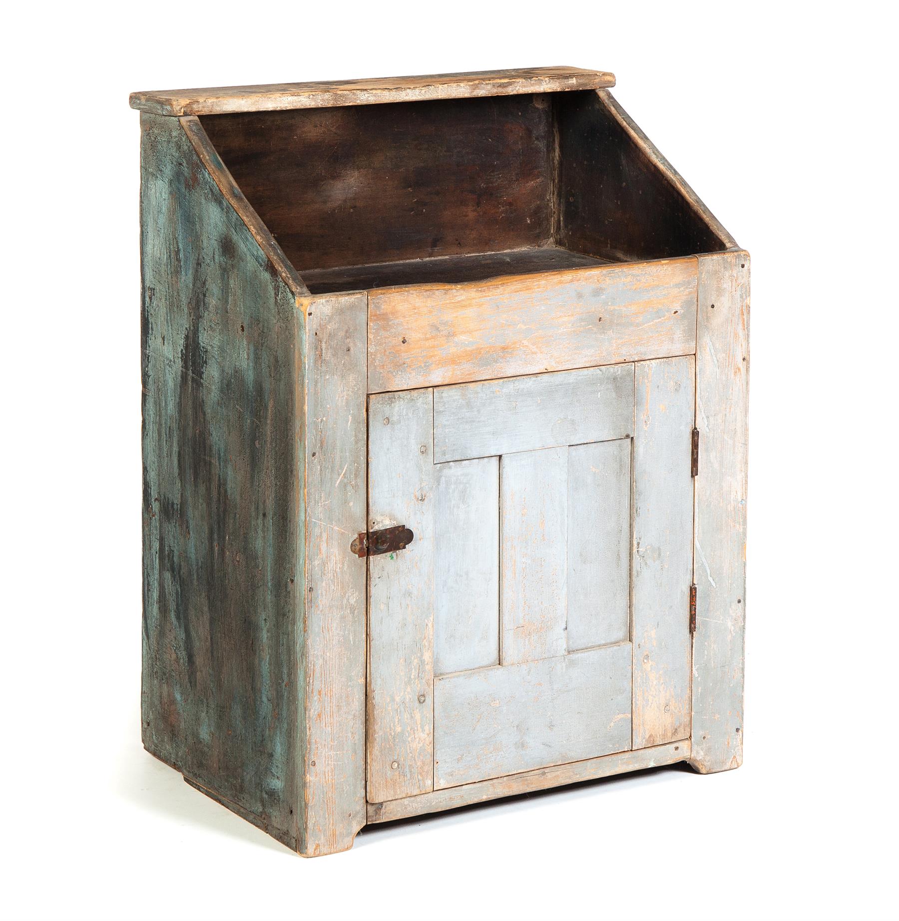 Appraisal: DIMINUTIVE PAINTED HUTCH BACK DRY SINK American th quarter- th