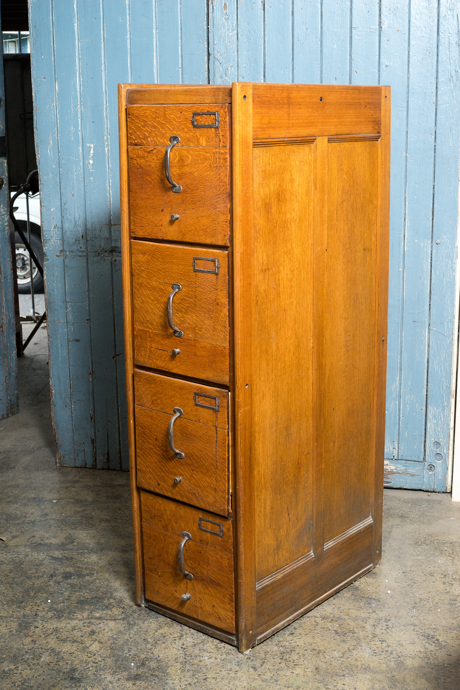 Appraisal: A s FOUR DRAWER FILING CABINET Oak with original fittings