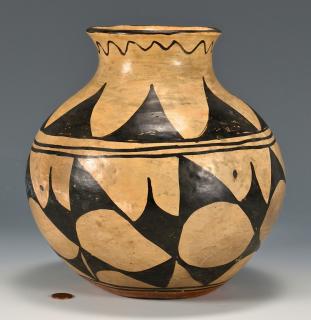 Appraisal: Southwest Native American Pottery Olla Southwest Native American polychrome pottery