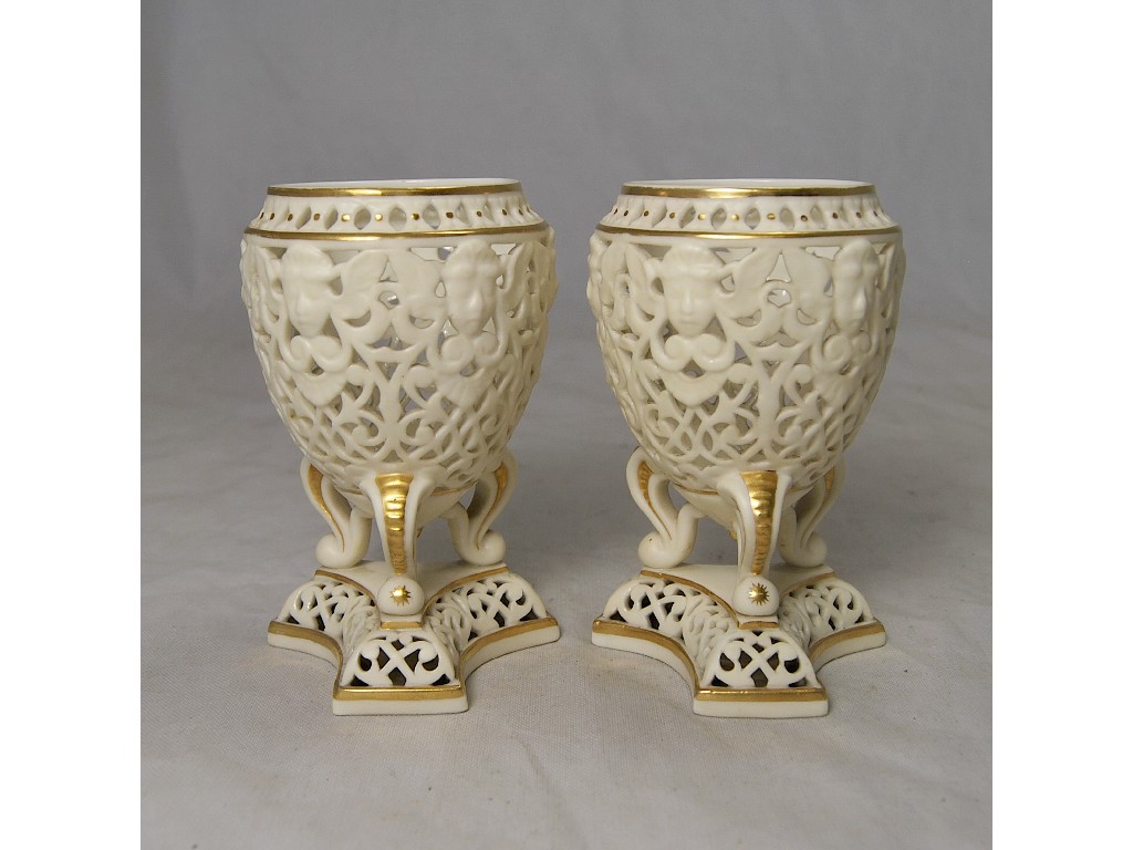 Appraisal: A pair of late Victorian Graingers Worcester porcelain pot-pourri vases