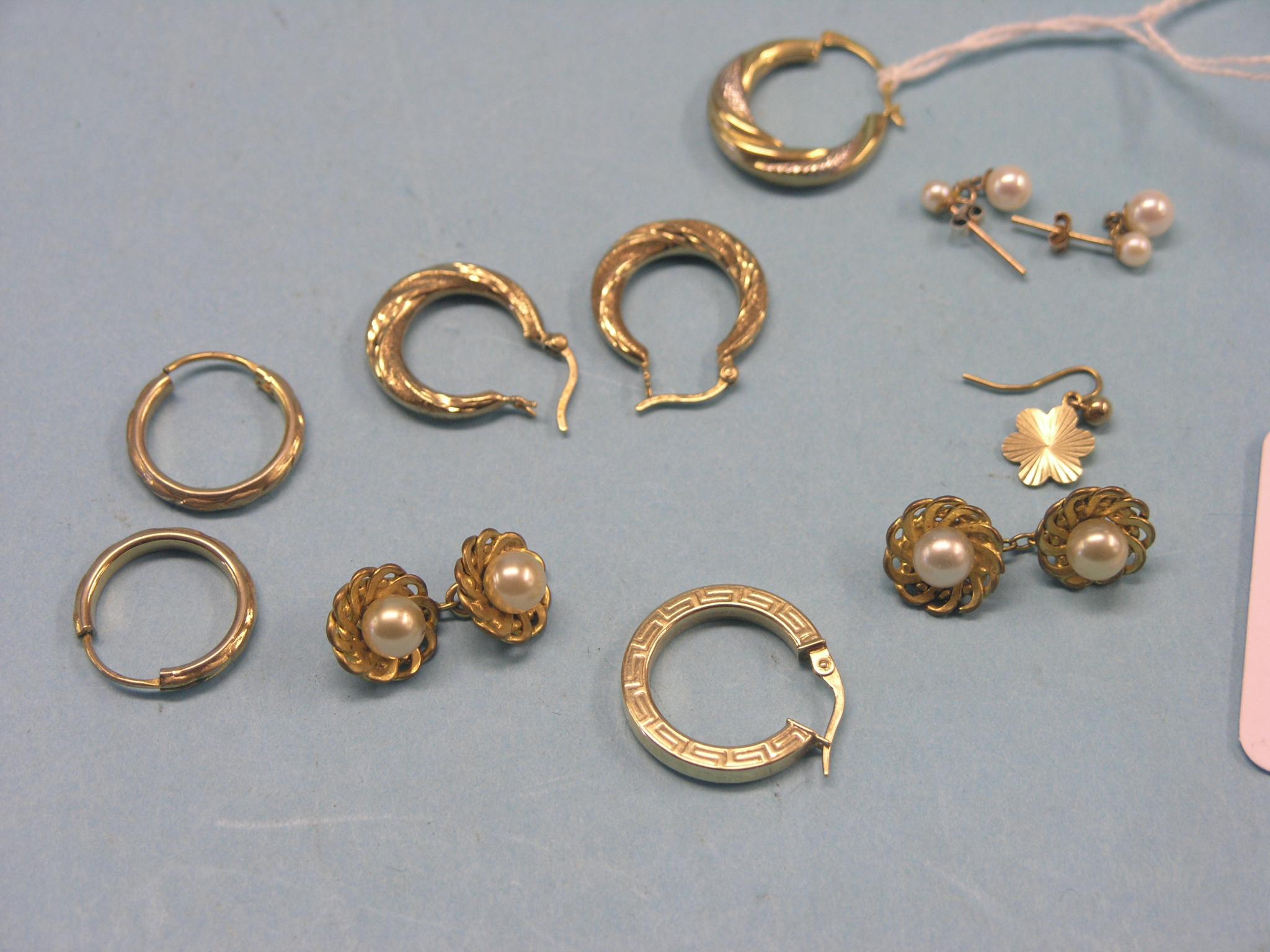 Appraisal: Various ear-rings ct gold and yellow metal