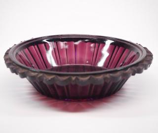 Appraisal: Pressed bowl A mid th century pressed glass bowl Pittsburgh