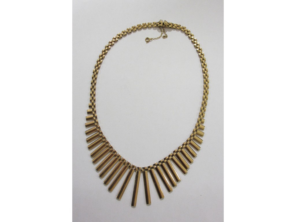 Appraisal: Nine carat gold fringe necklace Approximately gms