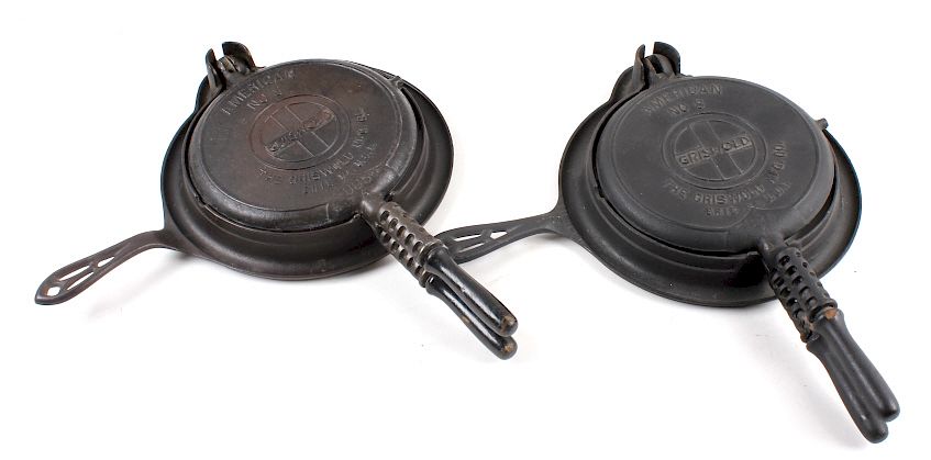 Appraisal: Set of Griswold Number Waffle makers w Bases For sale