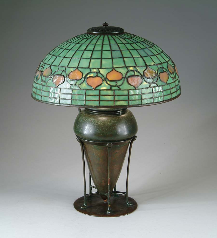 Appraisal: TIFFANY STUDIOS ACORN TABLE LAMP Lamp begins with a fully