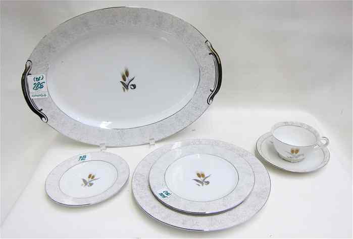 Appraisal: SET OF JAPANESE PORCELAIN DINNER WARE in a golden wheat