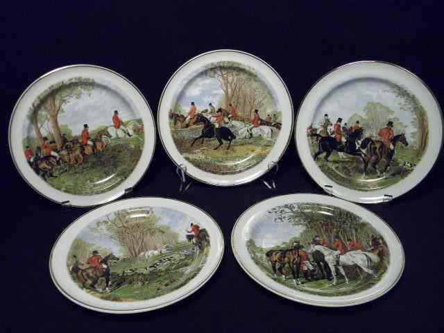 Appraisal: Six English fox hunt scene plates made by Wood Sons