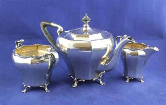 Appraisal: A stylish George V silver octagonal three piece tea set