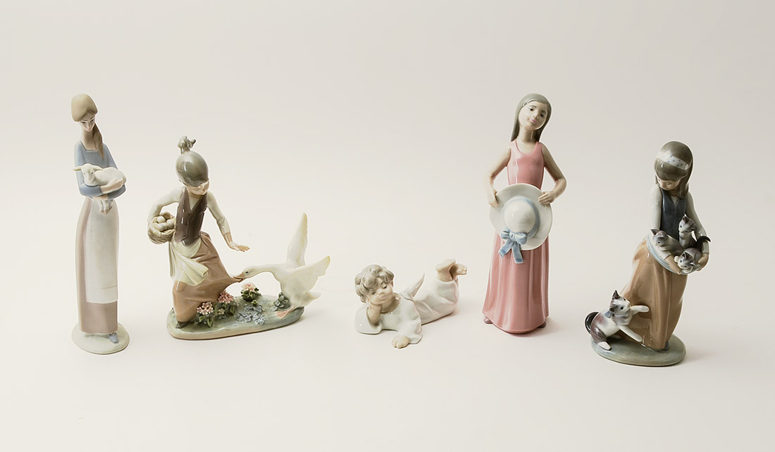 Appraisal: COLLECTION OF LLADRO FIGURINES To include ''Aggressive Goose'' retired ''