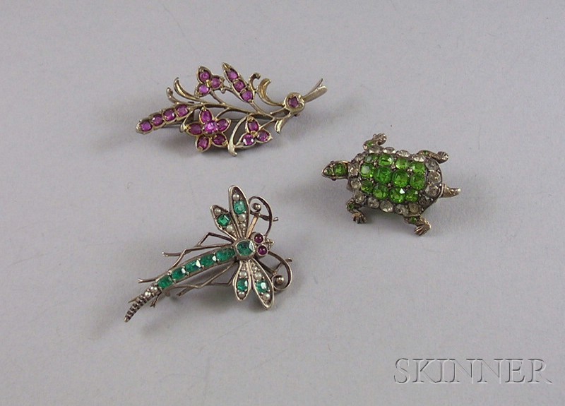 Appraisal: Three Victorian Gem-set and Paste Brooches a silver gemstone and