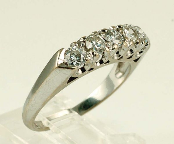 Appraisal: Diamond ring set in marked K white gold Two Old