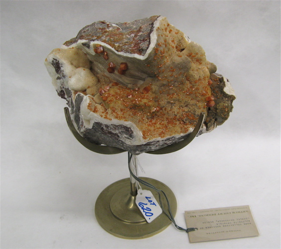 Appraisal: COLLECTOR'S SPECIMEN OF WULFENITE CRYSTALS as found in nature in