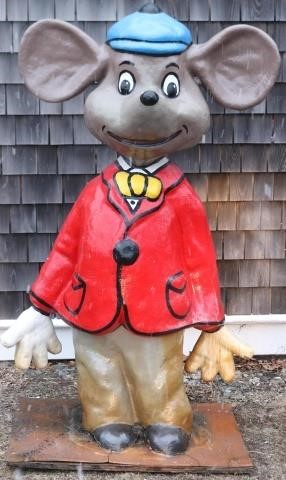 Appraisal: FIEVEL THE MOUSE STEVEN SPIELBERG CHARACTER AMUSEMENT PARK FIBERGLASS -DIMENSIONAL