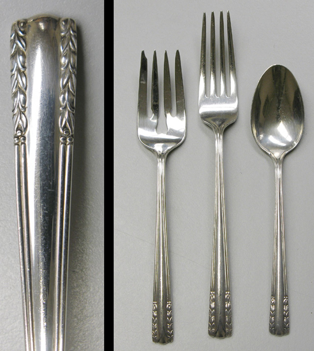 Appraisal: ALVIN STERLING SILVER FLATWARE SET pieces in the Chapel Bells