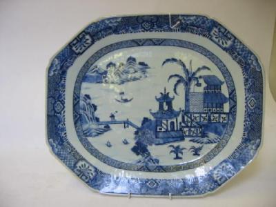 Appraisal: A CHINESE EXPORT PORCELAIN MEAT PLATE late th century of