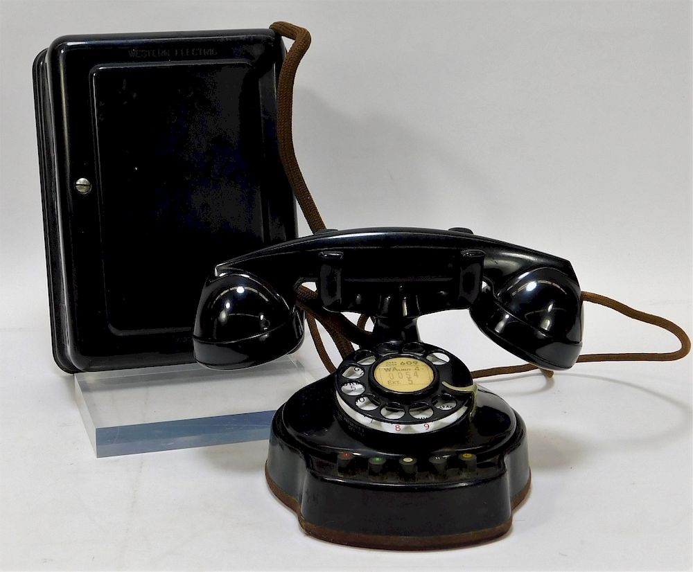 Appraisal: Western Electric E Multi Line Cradle Phone United States th