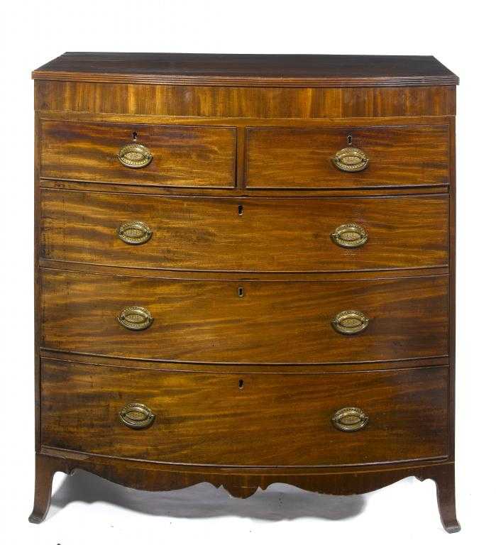 Appraisal: AN EARLY VICTORIAN MAHOGANY BOW FRONTED CHEST OF DRAWERS the