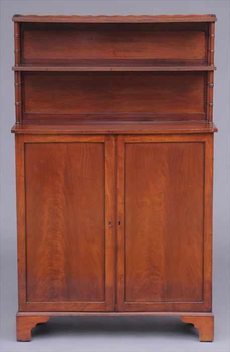 Appraisal: GEORGE III BUTLER'S CABINET The upper section with two shelves