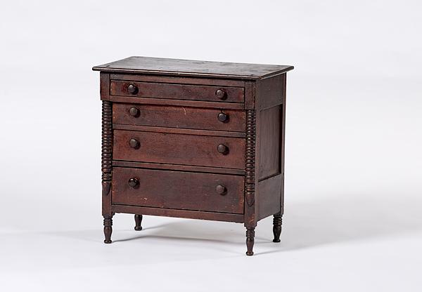 Appraisal: PENNSYLVANIA CHILD'S CHEST OF DRAWERS Pennsylvania - child's chest of