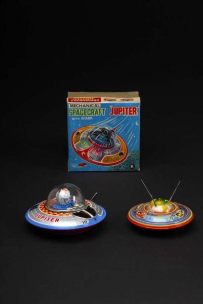 Appraisal: Lot of Flying Saucer Toys Description German and Japanese Both