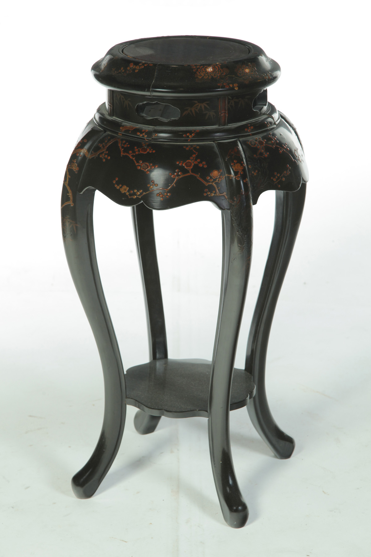 Appraisal: LACQUERED CHINESE EXPORT FERN STAND Reputedly from the Columbian Exposition