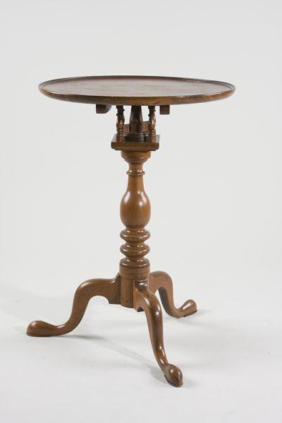 Appraisal: American Dish Top Candlestand th c probably Pennsylvania mahogany open