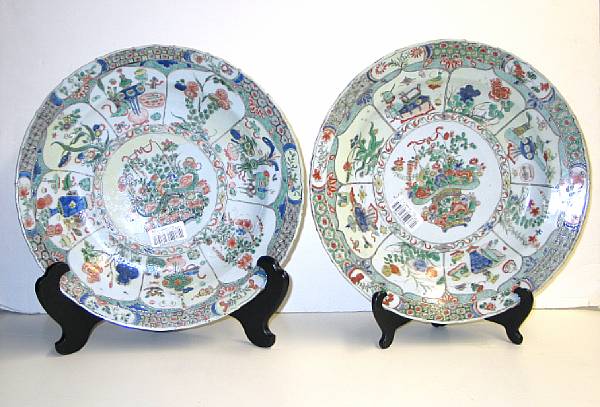 Appraisal: Two famille verte export porcelain chargers Kangxi Period Each finished