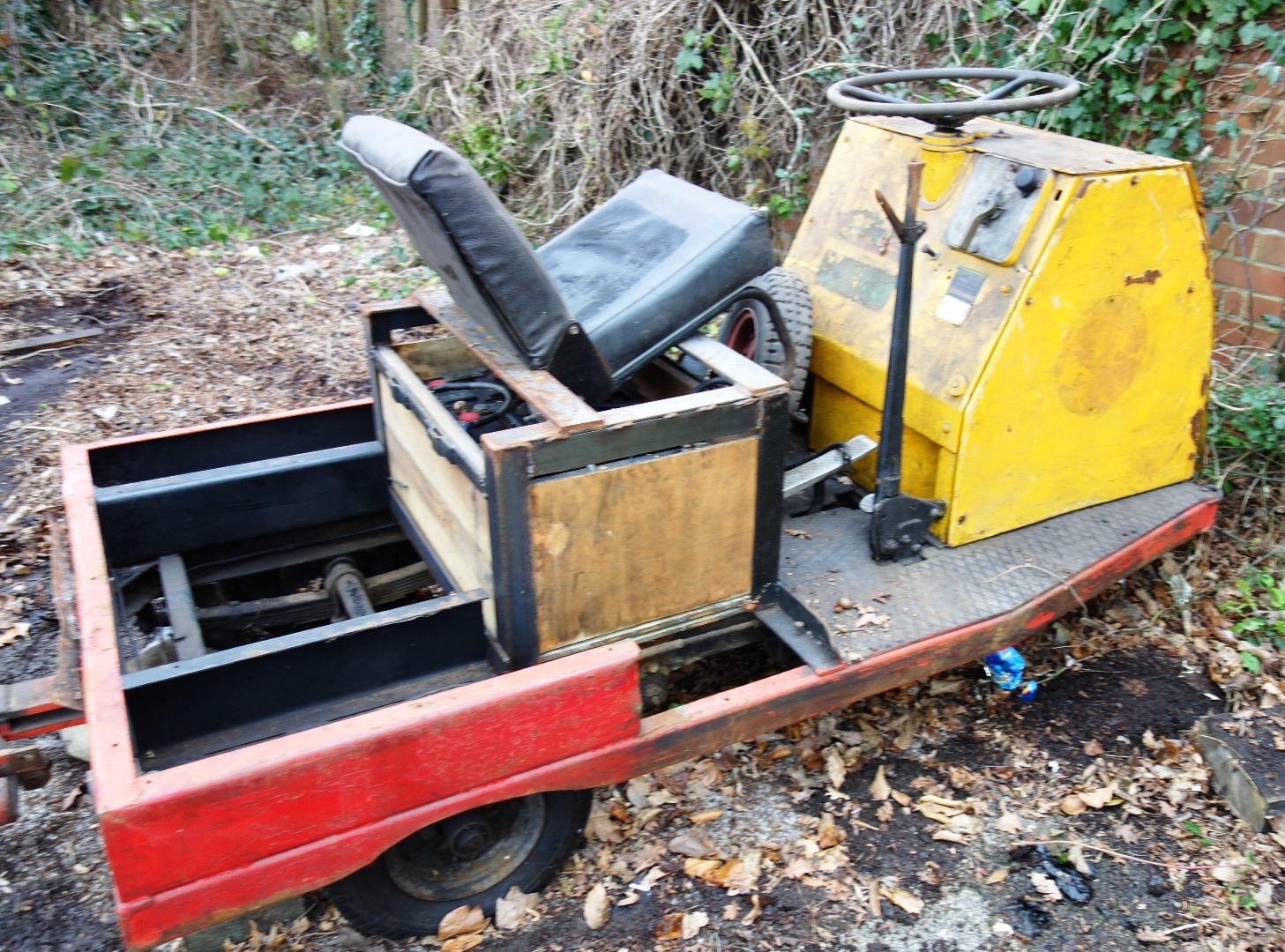 Appraisal: A Scott electric commercial three wheel trolley cart Registration KUY