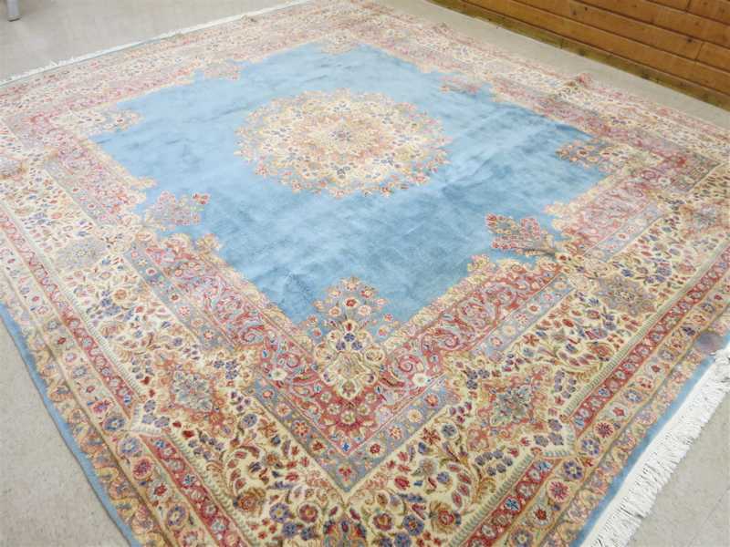 Appraisal: SEMI-ANTIQUE PERSIAN KERMAN CARPET Kerman Province southeastern Iran overall floral