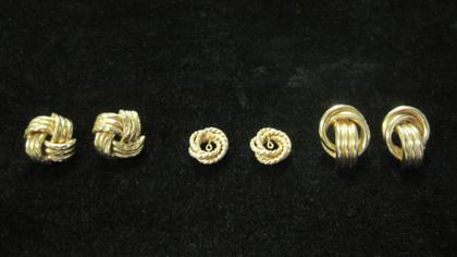 Appraisal: Three pair of karat yellow gold earringsTwo pair of ribbed