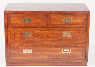 Appraisal: Henredon Dresser Henredon oak four drawer dresser with brass accent