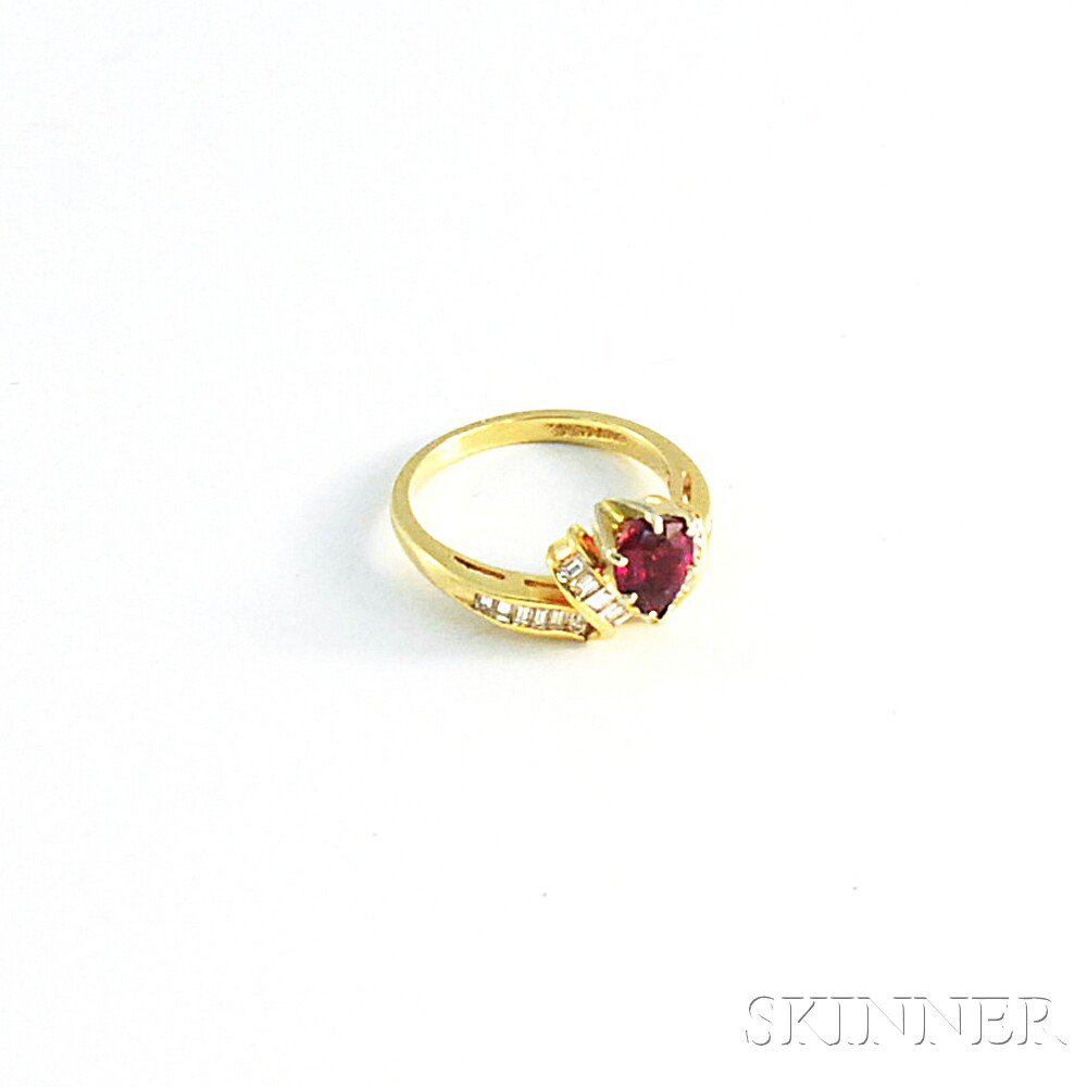 Appraisal: kt Gold Diamond and Ruby Ring the pear-cut ruby flanked