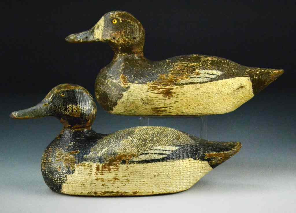 Appraisal: Gundlefinger Blue Bill Duck Decoys - PairDrake and hen with