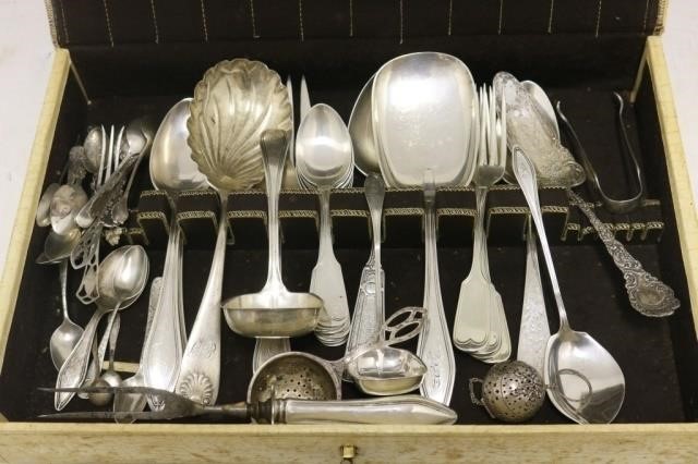 Appraisal: MISCELLANEOUS PIECES OF STERLING SILVER TOINCLUDE TEASPOONS FORKS TABLESPOONS AND