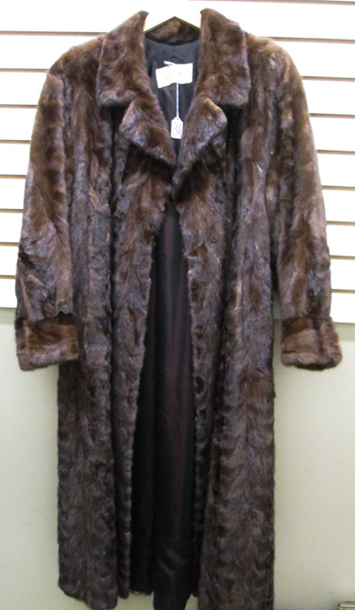 Appraisal: LADY'S FULL LENGTH MINK COAT dark brown pieced fur with