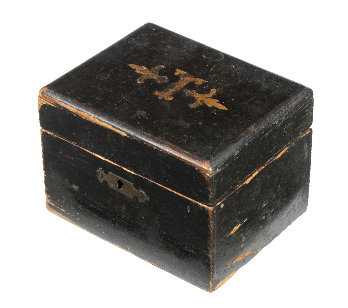 Appraisal: EARLY INLAID TEA CADDY th c Rectangular Wooden Box with