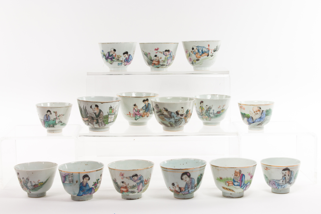 Appraisal: LOT OF CHINESE FAMILLE ROSE CUPS Lot of Chinese famille