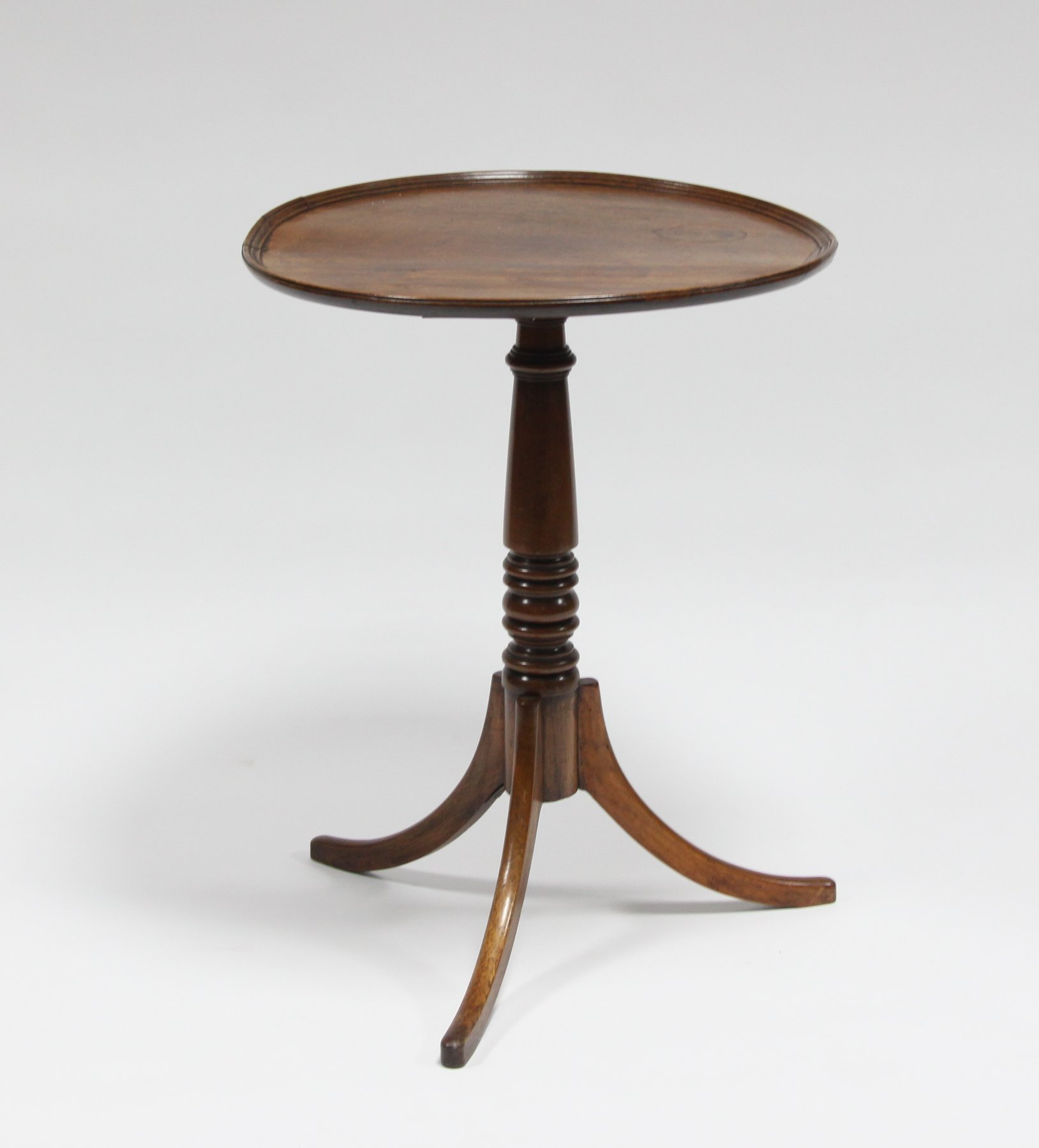 Appraisal: A George III tripod table with dish top cm diameter