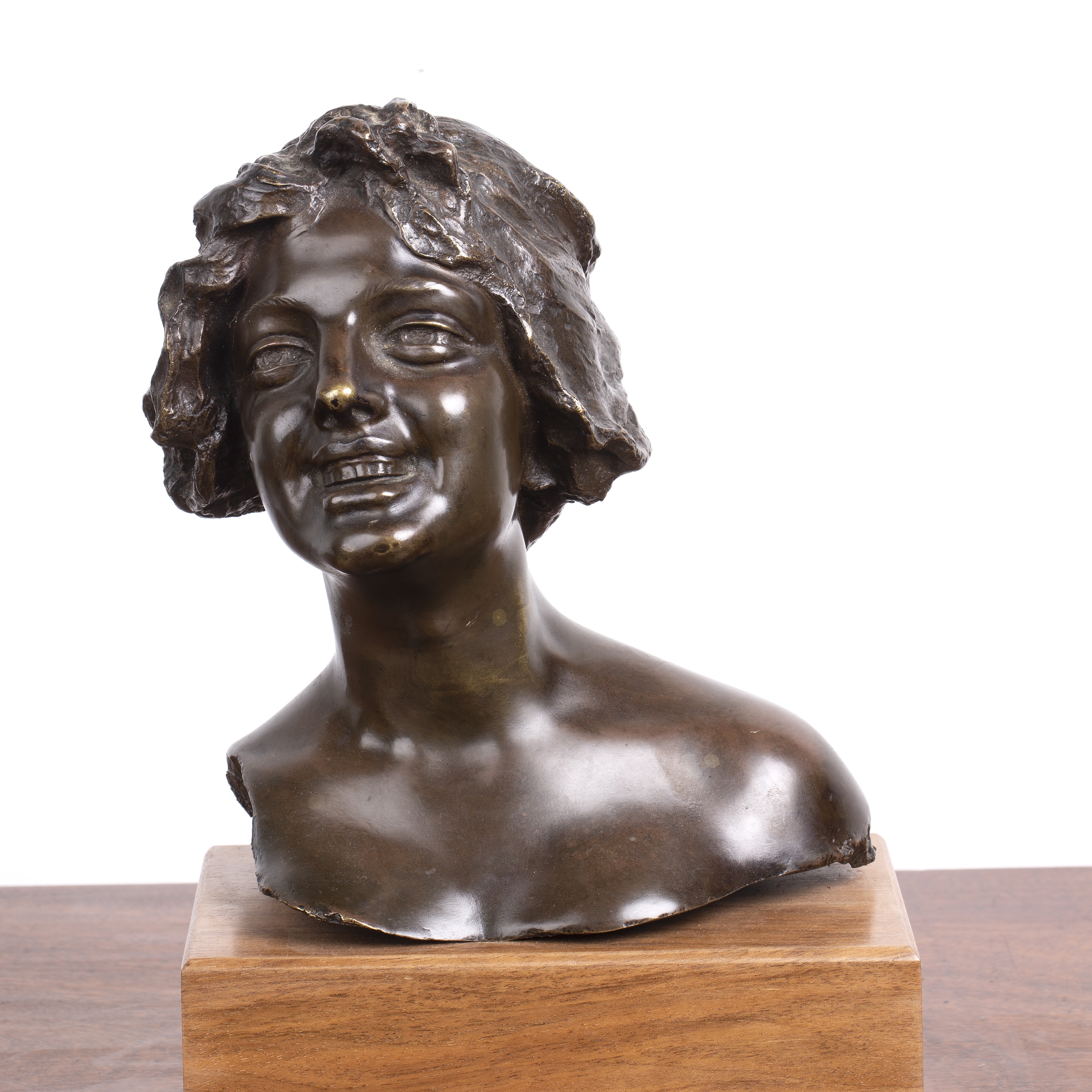 Appraisal: th Century Italian School Bronze bust of a lady on