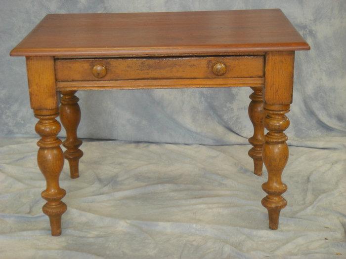 Appraisal: Pine Continental work table with turned legs w x d