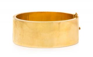 Appraisal: An Karat Yellow Gold Bangle Bracelet dwts An Karat Yellow