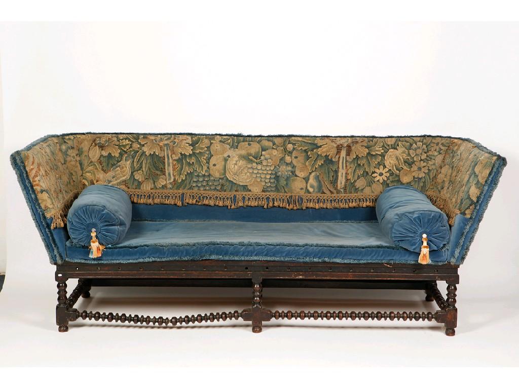 Appraisal: A WILLIAM AND MARY STYLE OAK SOFA the rectangular back