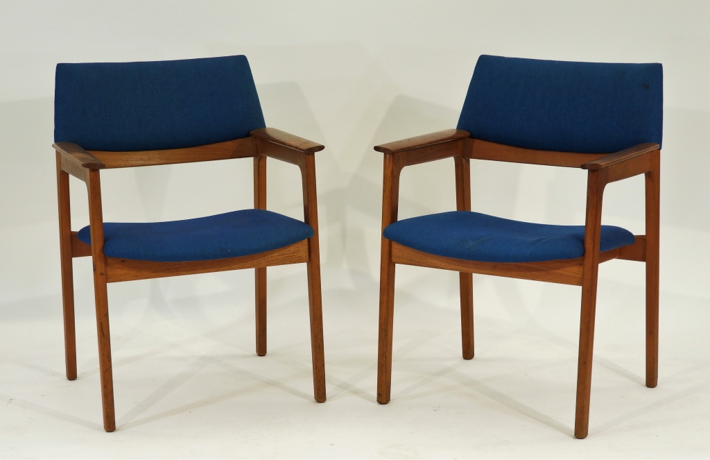 Appraisal: PAIR UPHOLSTERED DANISH MODERN WALNUT SIDE CHAIRS Denmark th CenturySimple