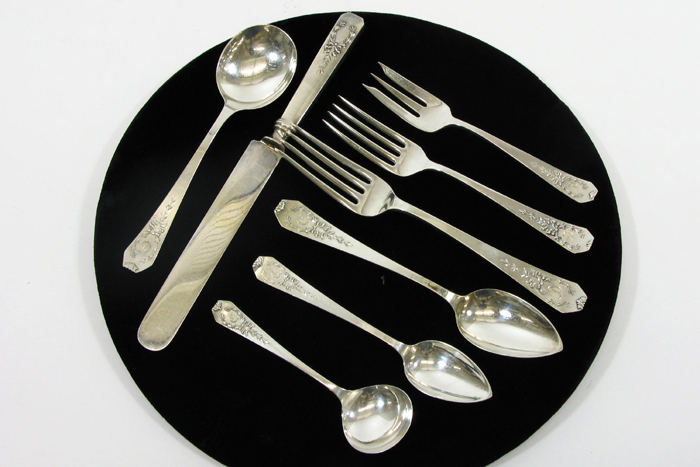 Appraisal: AMERICAN WHITING GORHAM STERLING SILVER FLATWARE SET pieces in the