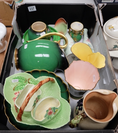 Appraisal: A large collection of Carltonware items including Australian pattern large