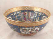 Appraisal: A ceramic Chinese bowl decorated inside and out with vignettes