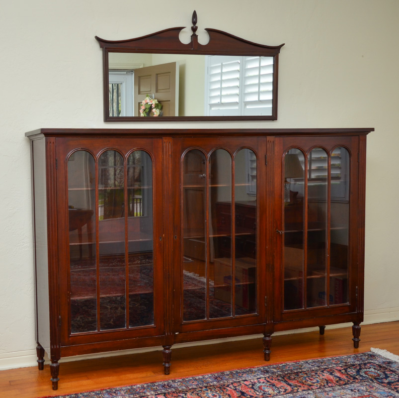 Appraisal: MAHOGANY DISPLAY BOOK CASE WITH MIRROR glass door front with