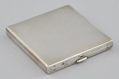 Appraisal: A Sterling Silver Compact The simple square measures approx -